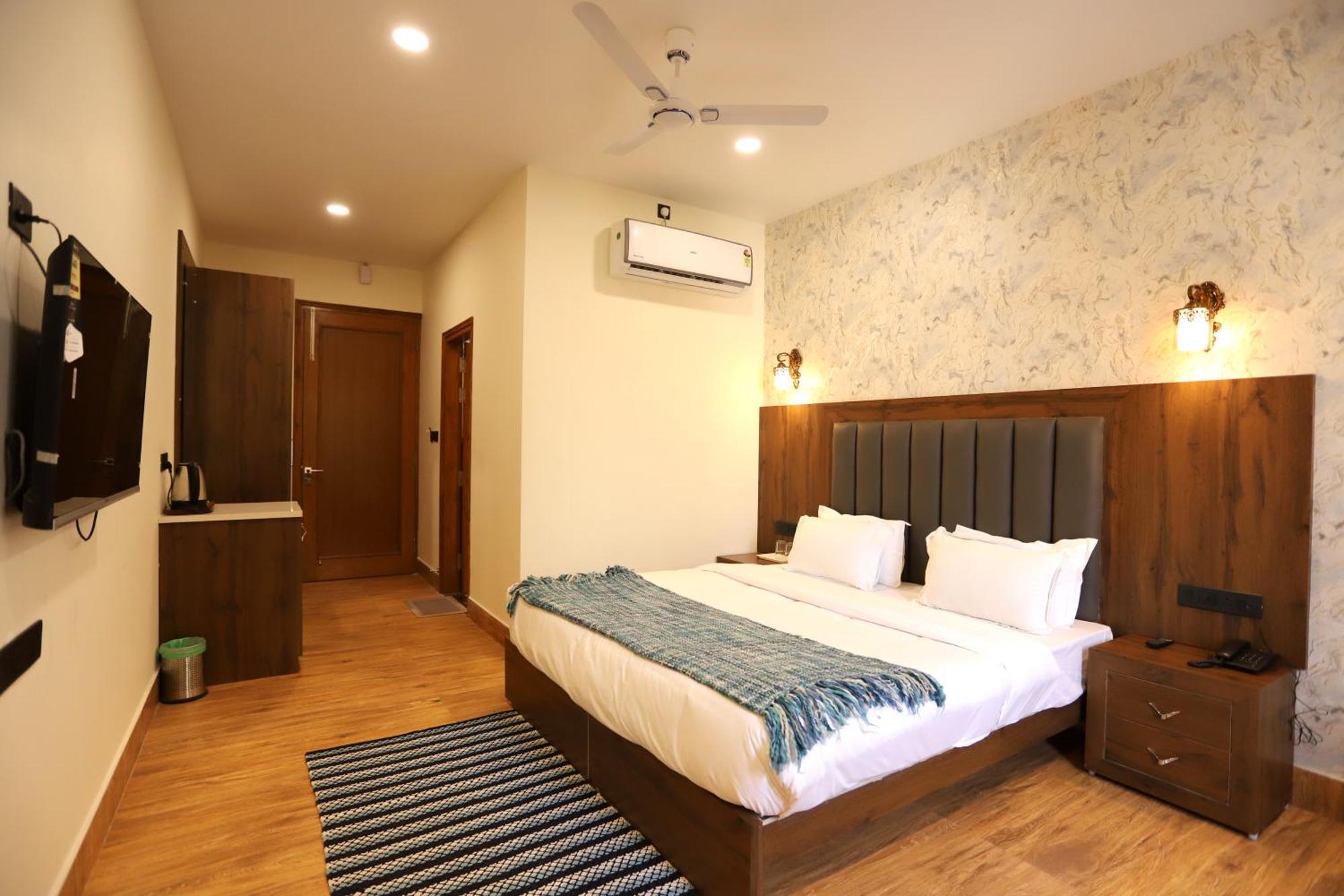 Hotel Dhingra Inn Rewāri Exterior foto